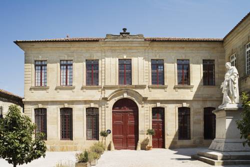 Le Pavillon des Hôtes : Hotel proche de Les Cammazes