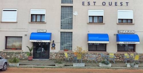 Est Ouest Hotel : Hotel proche de Louroux-de-Bouble