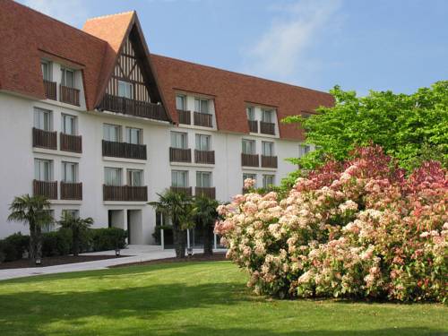 Amirauté Hôtel : Hotel proche de Canapville