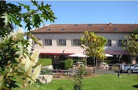Les Glycines : Hotel proche d'Anglards-de-Saint-Flour