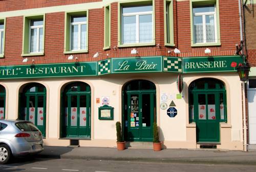 Hotel De La Paix : Hotel proche d'Orville