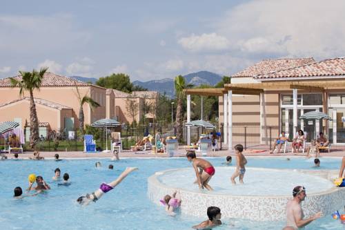 Les Demeures Du Ventoux : Residence proche de Lafare