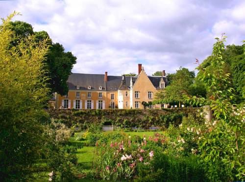 Chateau De La Barre : Chambres d'hotes/B&B proche de La Chapelle-Gaugain