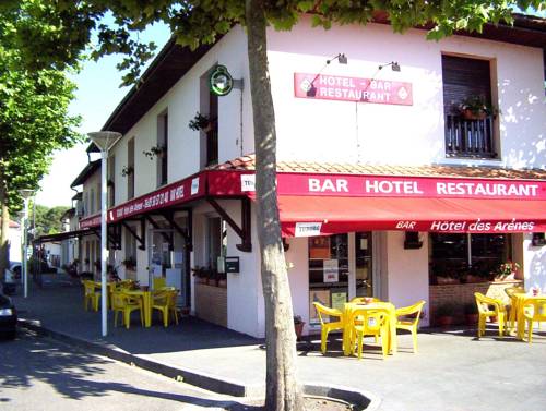 Hôtel Bar des Arènes : Hotel proche d'Amou