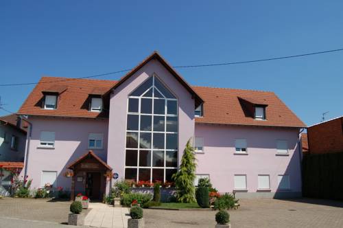 A l'étoile d'or : Hotel proche de Wahlenheim