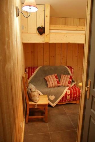 Logicoeur : Appartement proche de Barbey-Seroux