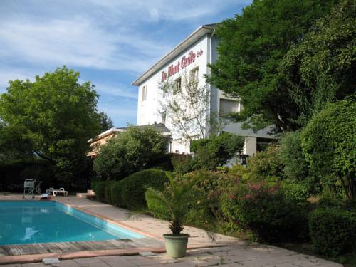 Le Mont Grele : Hotel proche de Saint-Genix-sur-Guiers