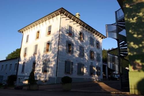 Hôtel Beau Site : Hotel proche de Mièges
