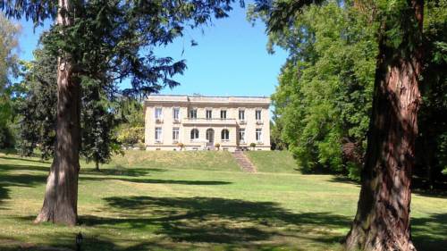 Les Vieux Murs : Chambres d'hotes/B&B proche de Marigny