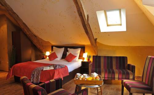 Hotel Aux Berges de Brocéliande : Hotel proche de Comblessac
