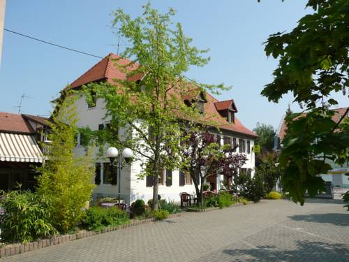 Au Lion Rouge : Hotel proche de Liebsdorf