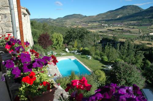 La Clavelière : Chambres d'hotes/B&B proche de Chalancon