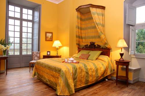 Château de Montriou : Chambres d'hotes/B&B proche de Briollay