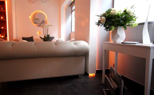 Hôtel Lumières : Hotel proche de Saint-Denis