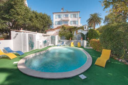 Hôtel Le Pré Catelan : Hotel proche d'Antibes
