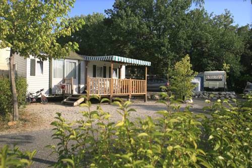 Camping La Pinède : Complexe proche de La Verdière