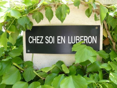 Chez Soi en Luberon : Chambres d'hotes/B&B proche de Goult