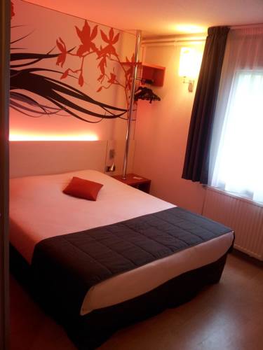 Kyriad Sedan : Hotel proche de Fossé