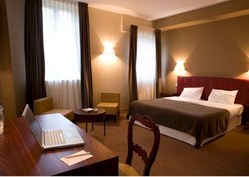 Hotel Corneille : Hotel proche de Saint-Mamet