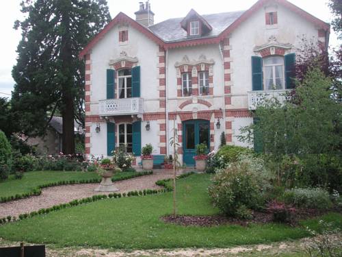 L'Oustal : Chambres d'hotes/B&B proche de Vignoux-sous-les-Aix