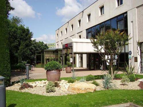 Mercure Niort Marais Poitevin : Hotel proche de Sainte-Blandine
