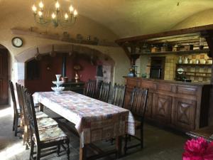Hebergement CHATEAU DE LA ROQUETTE : photos des chambres