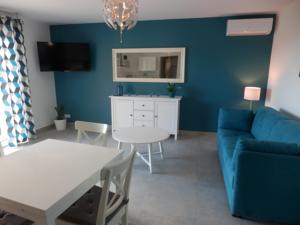 Hebergement Gite Les Cayennes : photos des chambres