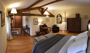 Chambres d'hotes/B&B Chateau De Laroche : photos des chambres