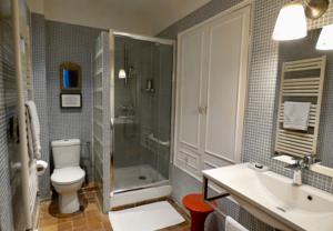 Chambres d'hotes/B&B Bed & Breakfast La Clepsydre : Chambre Double Palmier