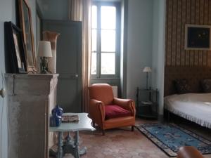 Chambres d'hotes/B&B Chateau de Prety : Suite Familiale Communicante 