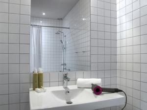 MOB HOTEL Paris Les Puces : photos des chambres