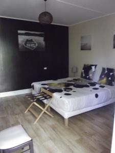Chambres d'hotes/B&B Les Gues Rivieres : Chambre Double - Accessible aux Personnes à Mobilité Réduite 