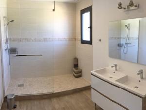 Hebergement Les 2 amandiers : photos des chambres