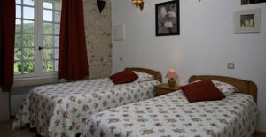 Chambres d'hotes/B&B Domaine De Bertrandy : Chambre Double avec Salle de Bains Privative