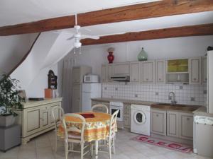 Hebergement La Maison des vendangeurs : photos des chambres