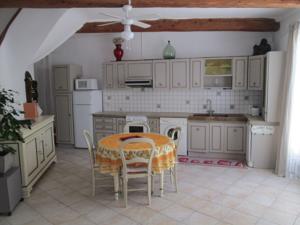 Hebergement La Maison des vendangeurs : photos des chambres