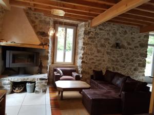Hebergement Gite la Fargue de Cabre : Maison 4 Chambres