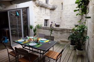 Appartement MAISON 2 APPTS et 1 CHAMBRE - CONCIERGERIE DE L'UZEGE : photos des chambres
