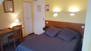 Hotel-Restaurant Le Normandie : Chambre Double 