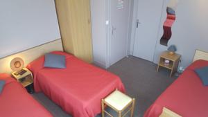 Hotel-Restaurant Le Normandie : Chambre Familiale (3 Adultes)