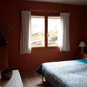 Chambres d'hotes/B&B Gite B&B - Haute Savoie - Chez Louise : Chambre Lits Jumeaux - Vue sur Montagne