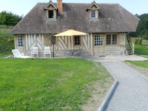 Hebergement Petite Maison de campagne : photos des chambres