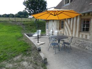 Hebergement Petite Maison de campagne : photos des chambres