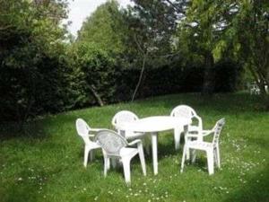 Hebergement House Saint pair sur mer maison mitoyenne en pierre de type f3 avec jardin non clos : photos des chambres