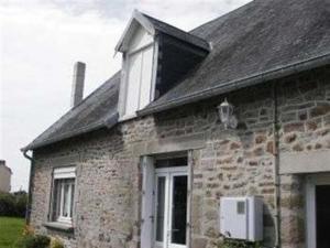 Hebergement House Saint pair sur mer maison mitoyenne en pierre de type f3 avec jardin non clos : photos des chambres