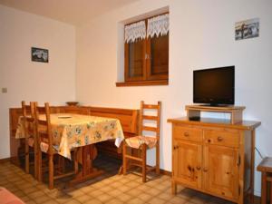 Appartement Apartment Charmettes : photos des chambres