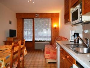 Appartement Apartment Charmettes : photos des chambres