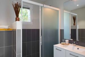 Hotel The Originals La Villa Vicha (ex Relais du Silence) : Chambre Quadruple de Luxe