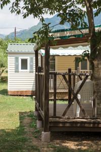 Hebergement Camping le Mas Fleuri : photos des chambres