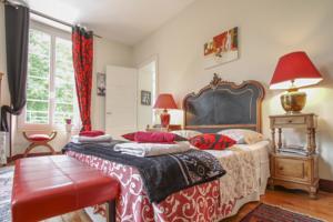 Chambres d'hotes/B&B Manoir des Turets : Chambre Double - Vue sur Jardin